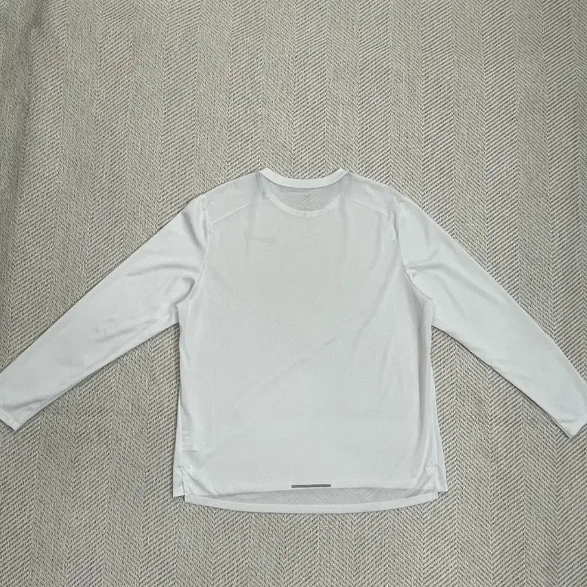[SOLD OUT] 나이키 드라이핏 기능성 긴팔티 XL