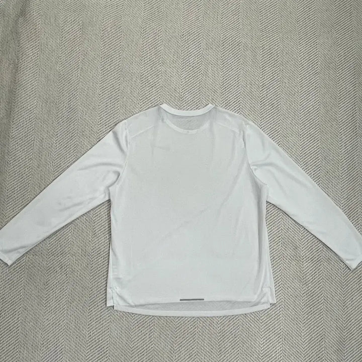 [SOLD OUT] 나이키 드라이핏 기능성 긴팔티 XL