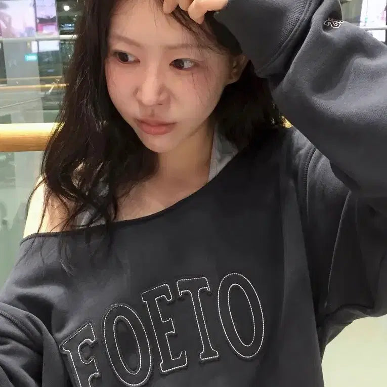 [SOLD OUT] 포에토 커넥트 홀터넥 탑 뮤트 블루