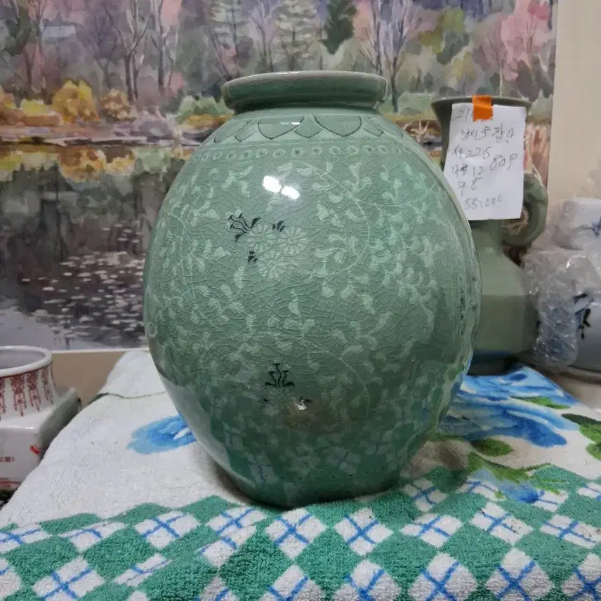 [BUNJANG] Celadon Porcelain Chrysanthemum Motif Small Jar / 흙백삼감 국화문 소호