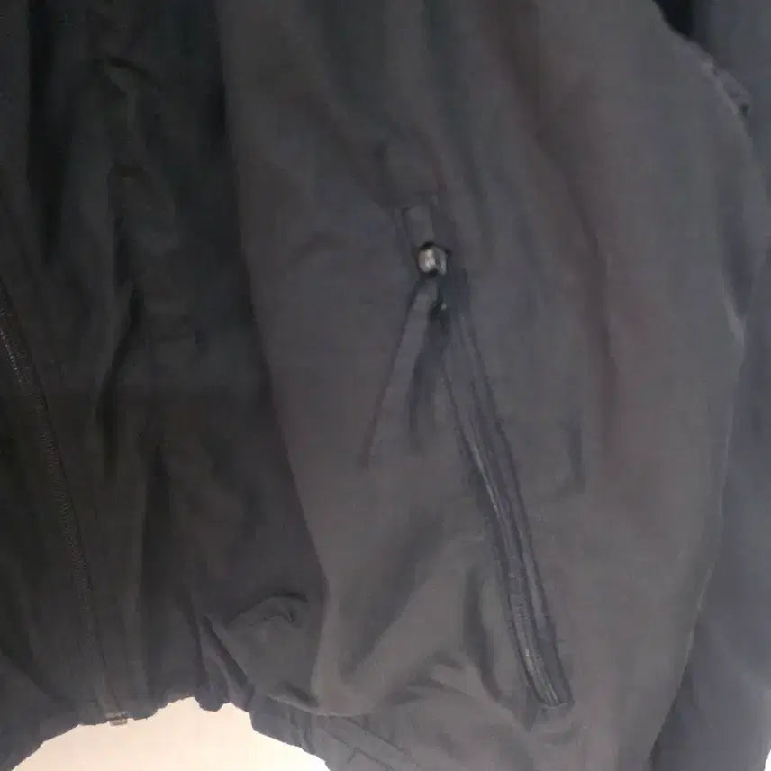 [SOLD OUT] KOLON SPORT 검정색 후드 바람막이