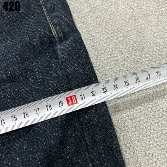 [SOLD OUT] 아르마니 진청 데님 청바지