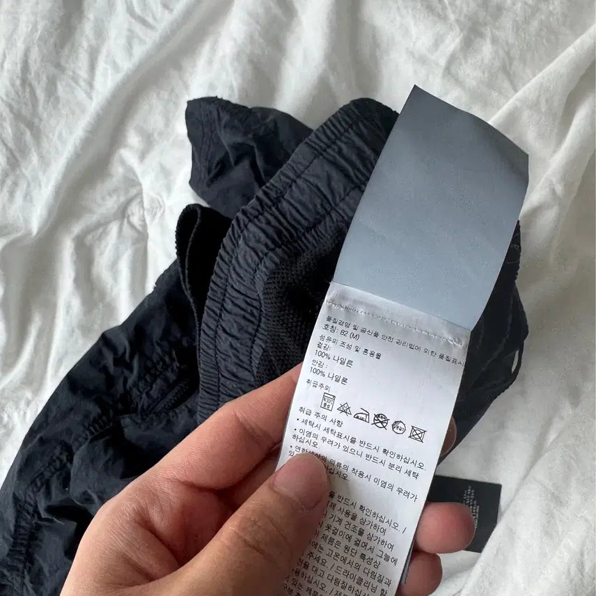 [BUNJANG] Stone Island Ghost Comfort Fit Trunk Pants Black / m)  25ss 스톤아일랜드 고스트 컴포트 핏 트렁크 팬츠 포켓 블랙