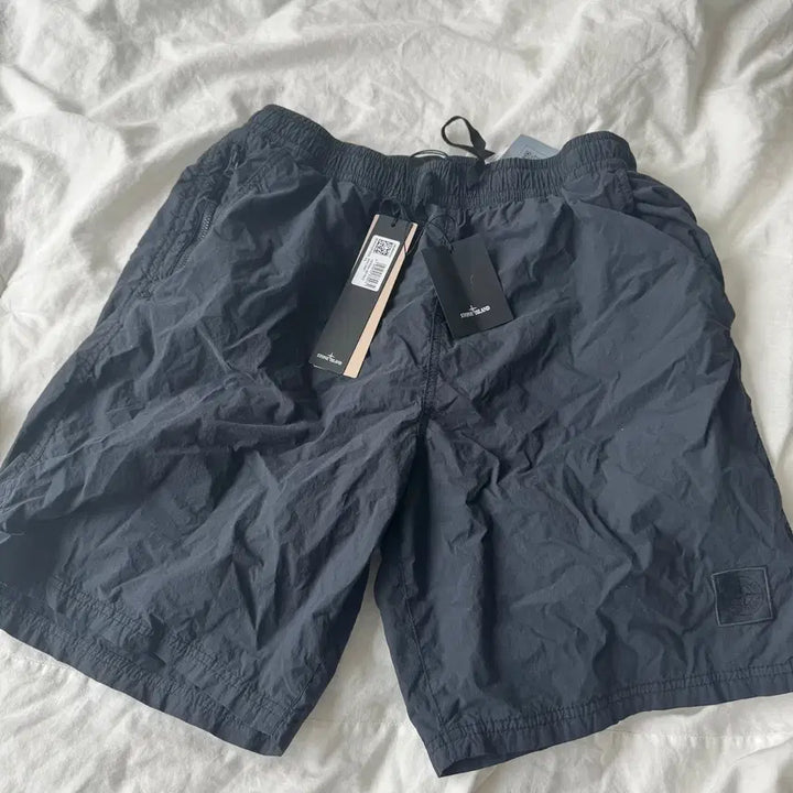 [BUNJANG] Stone Island Ghost Comfort Fit Trunk Pants Black / m)  25ss 스톤아일랜드 고스트 컴포트 핏 트렁크 팬츠 포켓 블랙
