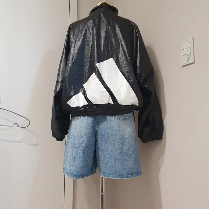 [BUNJANG] Adidas Black Windbreaker Jacket / 아디다스 블랙 바람막이 자켓