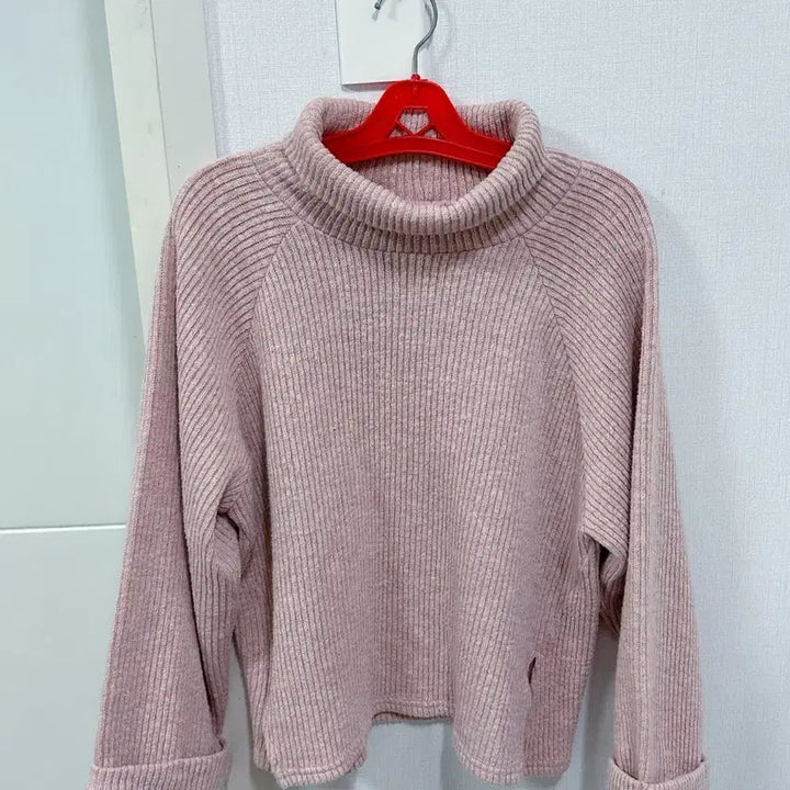 [SOLD OUT] 핑크색 골지 니트 폴라티