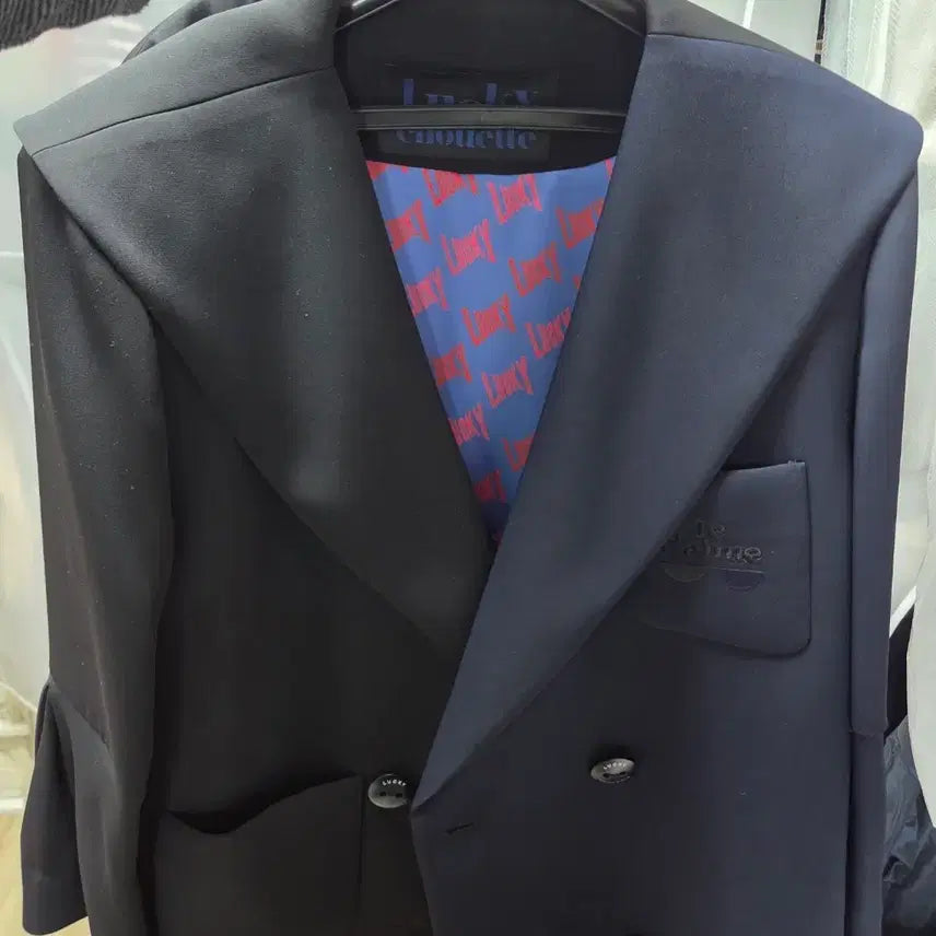 [SOLD OUT] 럭키슈에뜨 세일러카라 자켓