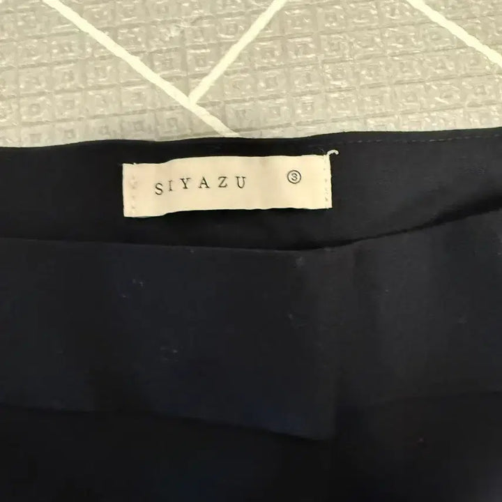 [BUNJANG] Sijazu Slacks (Size 3) - 28-30 inch / 시야주 슬랙스 3사이즈 / 28~30인치