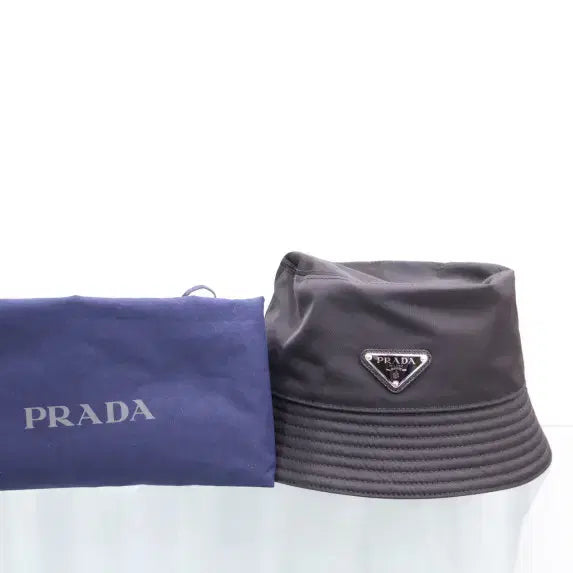 [BUNJANG] Prada Re-Nylon Triangle Logo Bucket Hat / 프라다 미사용 새상품 리나일론 삼각로고 버킷 햇 모자 2hc137