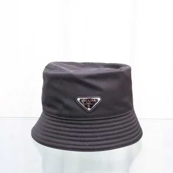 [BUNJANG] Prada Re-Nylon Triangle Logo Bucket Hat / 프라다 미사용 새상품 리나일론 삼각로고 버킷 햇 모자 2hc137