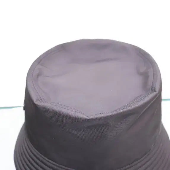 [BUNJANG] Prada Re-Nylon Triangle Logo Bucket Hat / 프라다 미사용 새상품 리나일론 삼각로고 버킷 햇 모자 2hc137