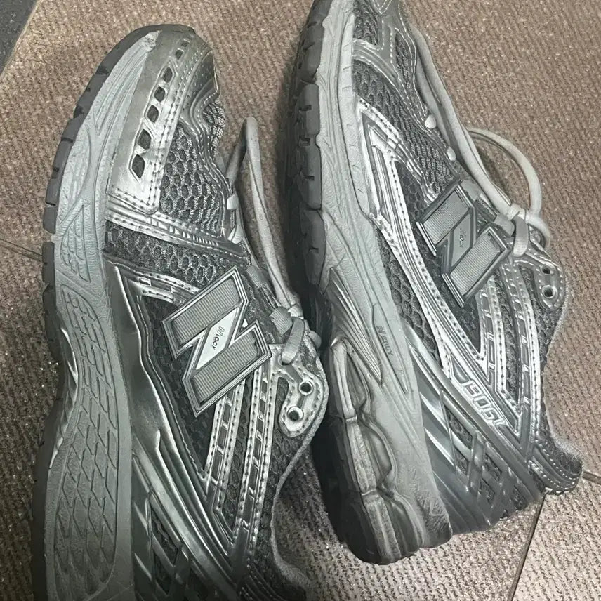 [SOLD OUT] 뉴발란스 M1906REH 하버그레이 225