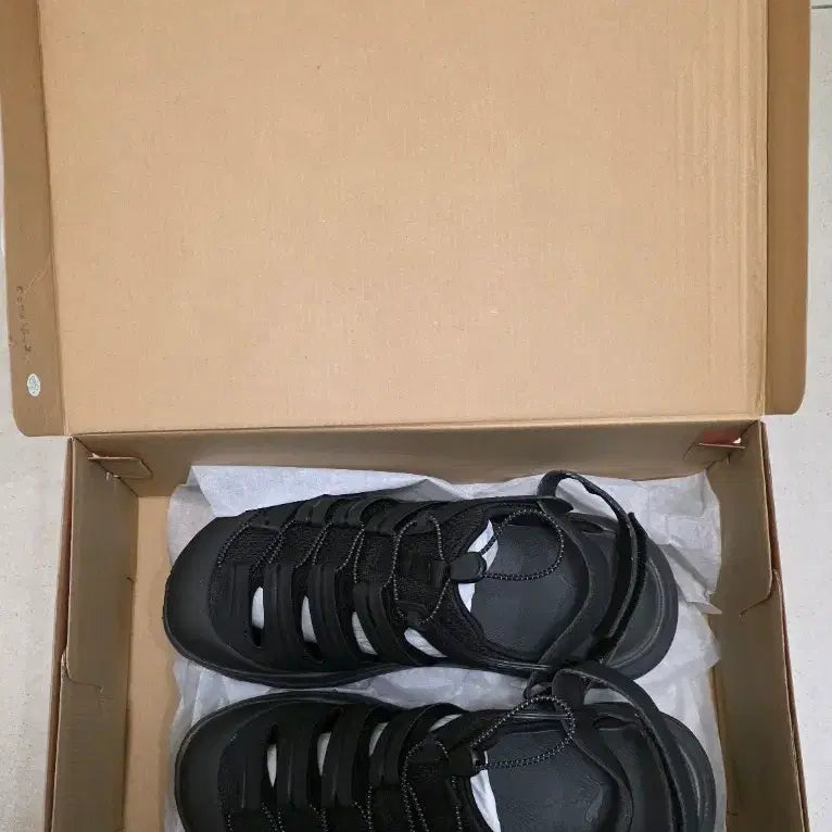 [BUNJANG] Puma Hypnotic Ventura Sandals Black 260mm / [미착용 새상품]푸마 힙노틱 벤츄라 샌들 블랙 260사이즈 정품 팝니다.
