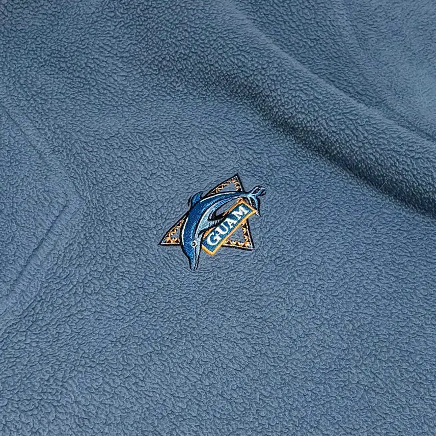 [BUNJANG] GUAM Dolphin Embroidered Half Zip Fleece Sweatshirt / 괌 돌핀 자수 하프 집업 플리스 스웨트셔츠