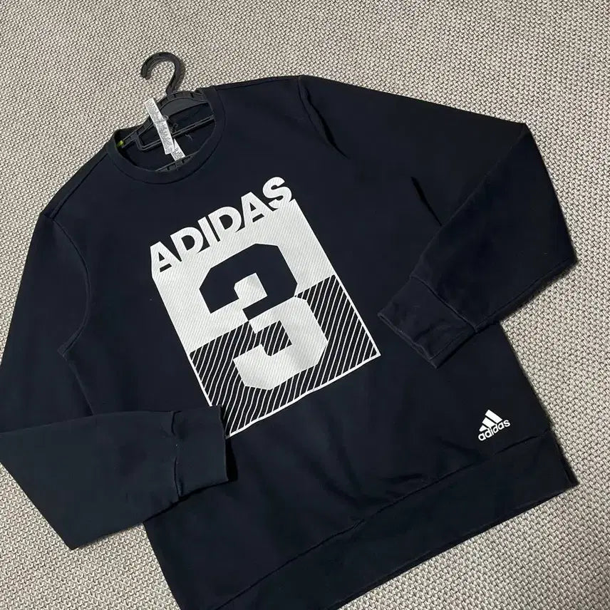 [BUNJANG] Adidas Round Neck Sweatshirt / L 아디다스 라운드 맨투맨 B.7714