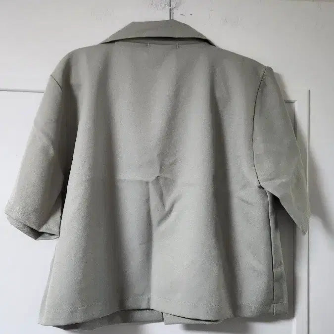[BUNJANG] Short Sleeved Blazer Jacket - Khaki / 숏 자켓 반팔 블레이저 카키