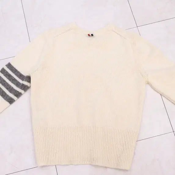 [BUNJANG] Thom Browne Shetland Diagonal Classic Knit Sweater / 톰브라운 셔틀랜드 사선 클래식 니트 MKA317A-01085100