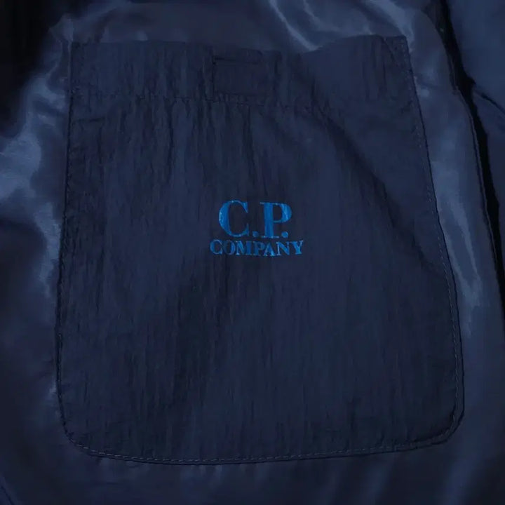 [SOLD OUT] CP 씨피컴퍼니 고글 후드 패딩 조끼 네이비