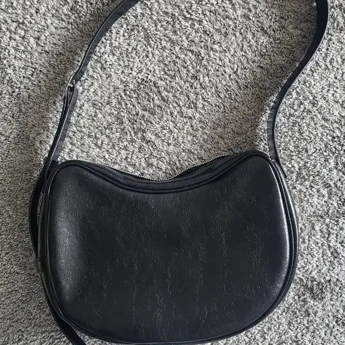 [BUNJANG] Loeuvre Shoulder Bag / 루에브르 숄더백