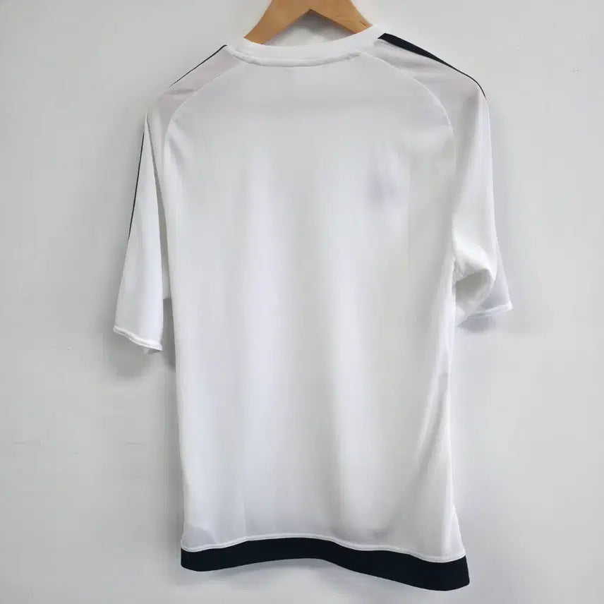 [SOLD OUT] 아디다스 흰색 삼선 반팔 티셔츠 XL