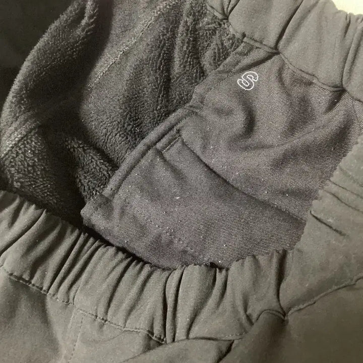 [SOLD OUT] 무인양품 라보 안감 기모 와이드팬츠 블랙 (정가 89,900원)