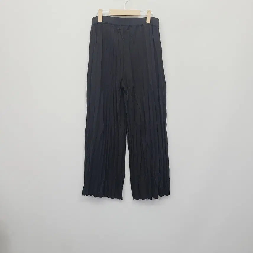 [BUNJANG] COS Crinkle Wide Pants Black (M) / COS 코스 정품 크링클 주름 와이드 팬츠 블랙 (M사이즈/밴딩)