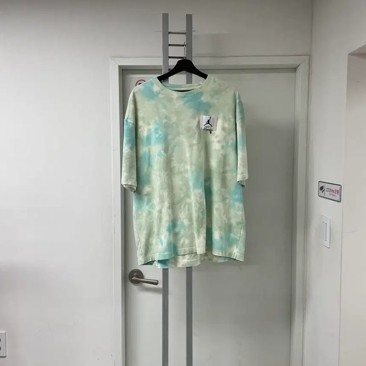 [BUNJANG] Jordan Tie-Dye Short Sleeve T-shirt XL / 조던 타이다이 반팔 티셔츠 XL