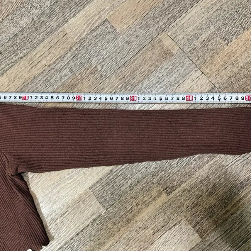 [SOLD OUT] 브라운 골지 크롭 긴팔티