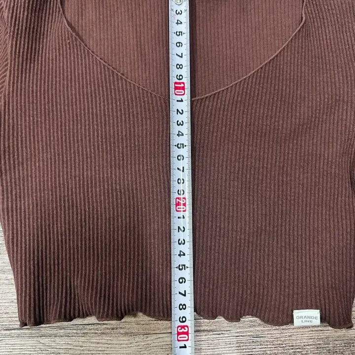 [SOLD OUT] 브라운 골지 크롭 긴팔티