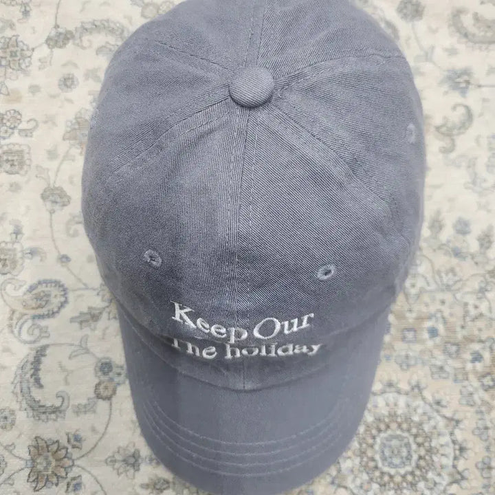 [BUNJANG] Millo Archive Holiday Signature Ball Cap / 밀로 아카이브 홀리데이 시그니처 볼캡