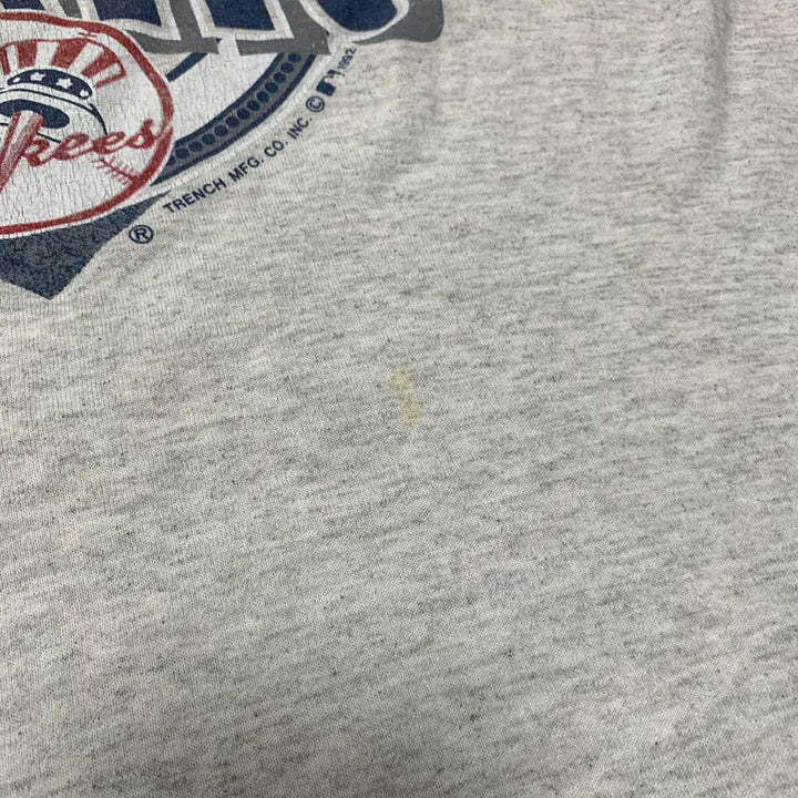 [BUNJANG] Trench New York Yankees Diamond Emblem T-shirt / L)뉴욕 양키즈 92 싱글스티치 반팔티