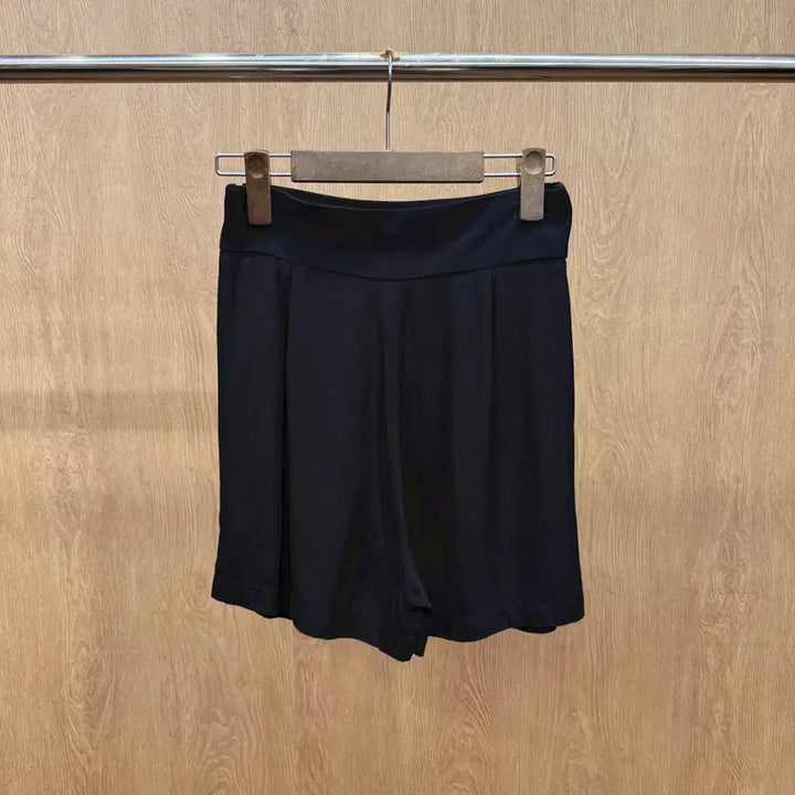 [BUNJANG] Sandro Pleated Wide Shorts with Gold Zipper - Black / 산드로 플리츠 디테일 와이드 쇼츠 팬츠 사이드 골드 지퍼 디테일 블랙
