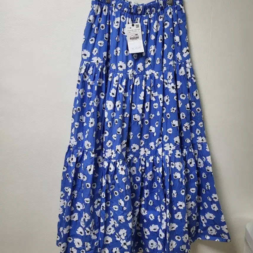 [SOLD OUT] 새상품 자라 롱 스커트 66-77