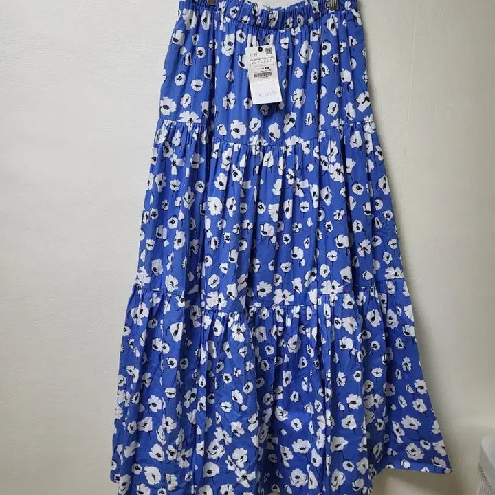 [SOLD OUT] 새상품 자라 롱 스커트 66-77