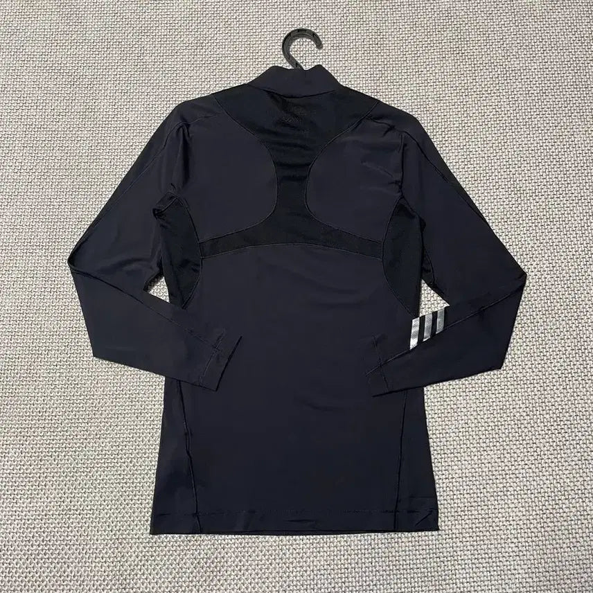 [BUNJANG] Adidas CLIMACOOL Mock Neck Functional T-shirt / M 아디다스 CLIMACOOL 목폴라 기능티 B.7701