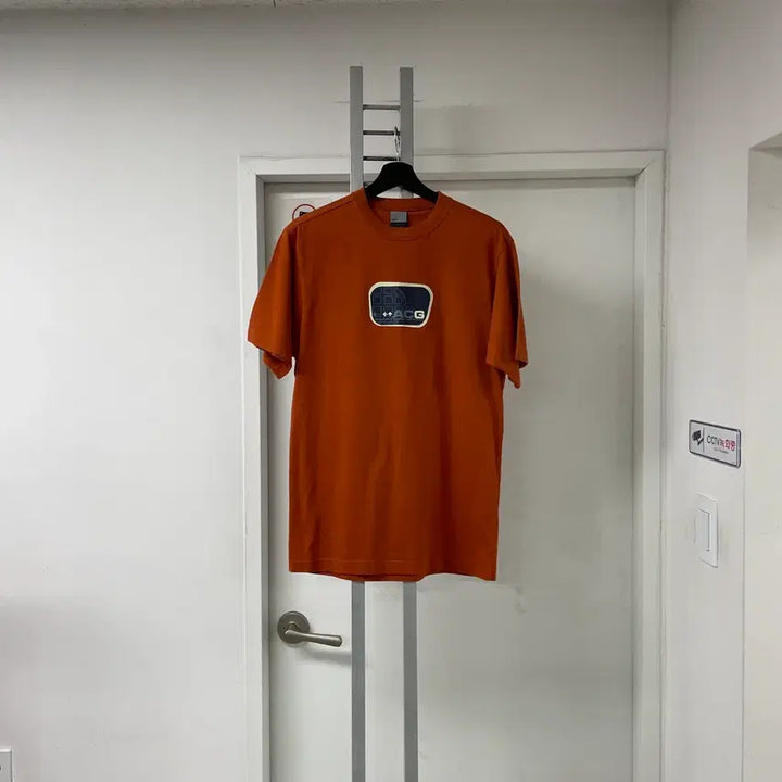 [SOLD OUT] 나이키 ACG 반팔 티셔츠 오렌지 S