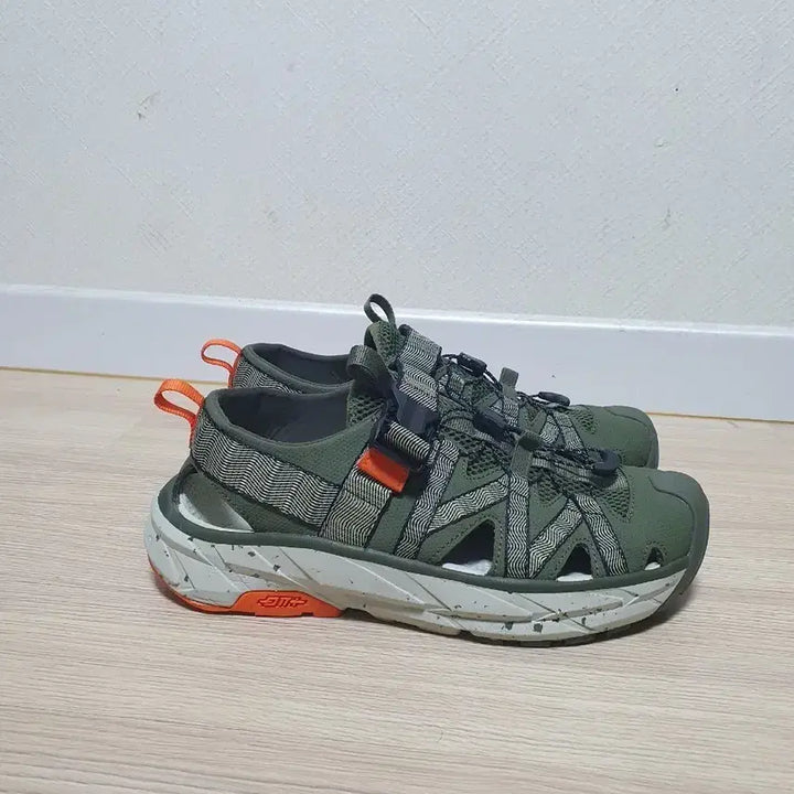 [BUNJANG] Kolon Sport Dragon 2 Hiking Sandals 270 / 코오롱스포츠 드래곤2 하이킹 샌들 270