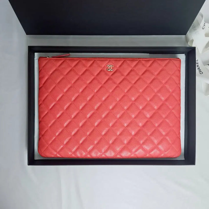 [SOLD OUT] 샤넬 클러치 라지 캐비어 핑크샴골