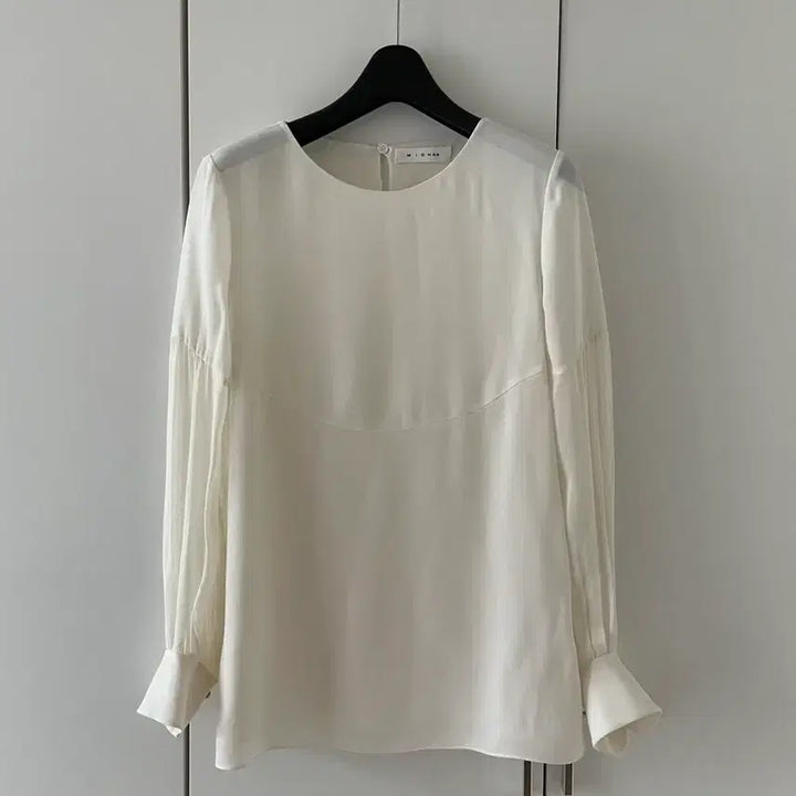 [BUNJANG] Misha Ivory Blouse / 미샤 블라우스