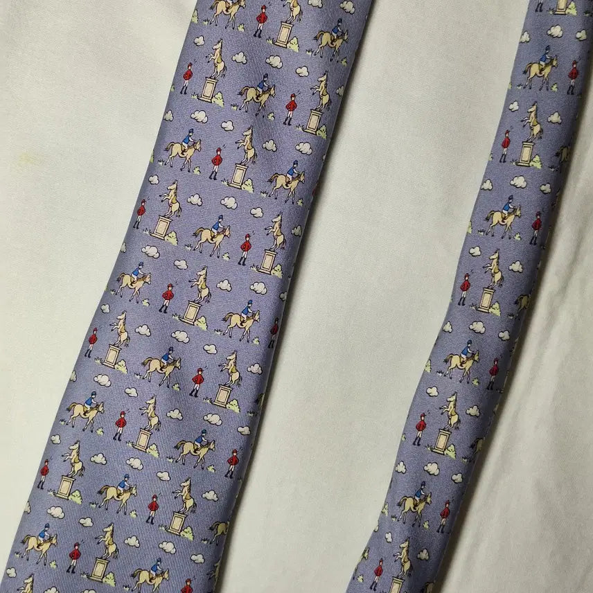 [SOLD OUT] 에르메스 라벤더 승마 클라우드 실크 넥타이