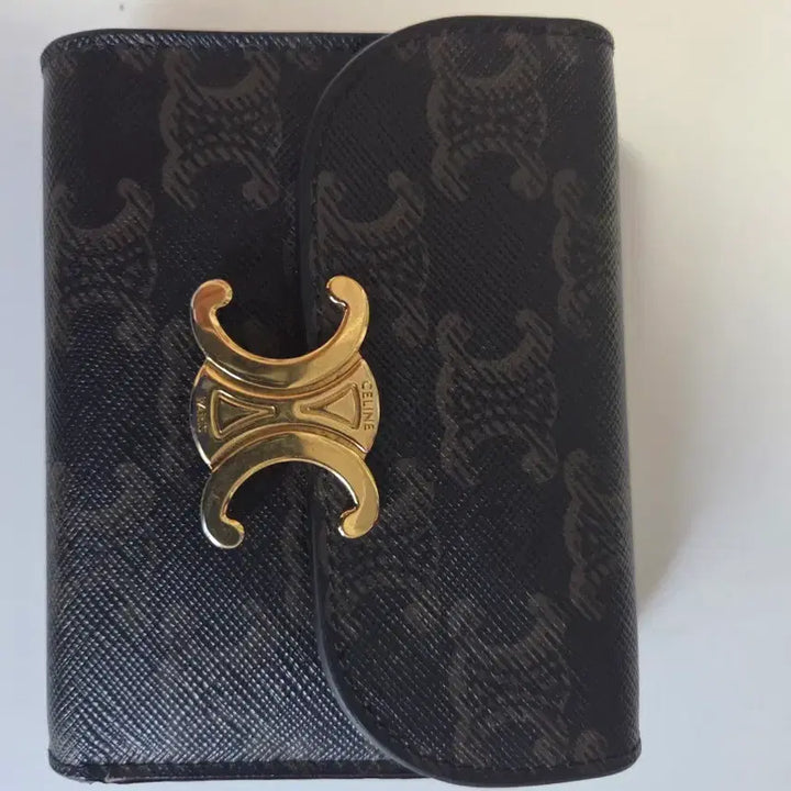 [BUNJANG] Celine Triomphe Canvas Flap Wallet Brown / 셀린느 트리옹프 캔버스 플랩 지갑 브라운 금장 / 구성O
