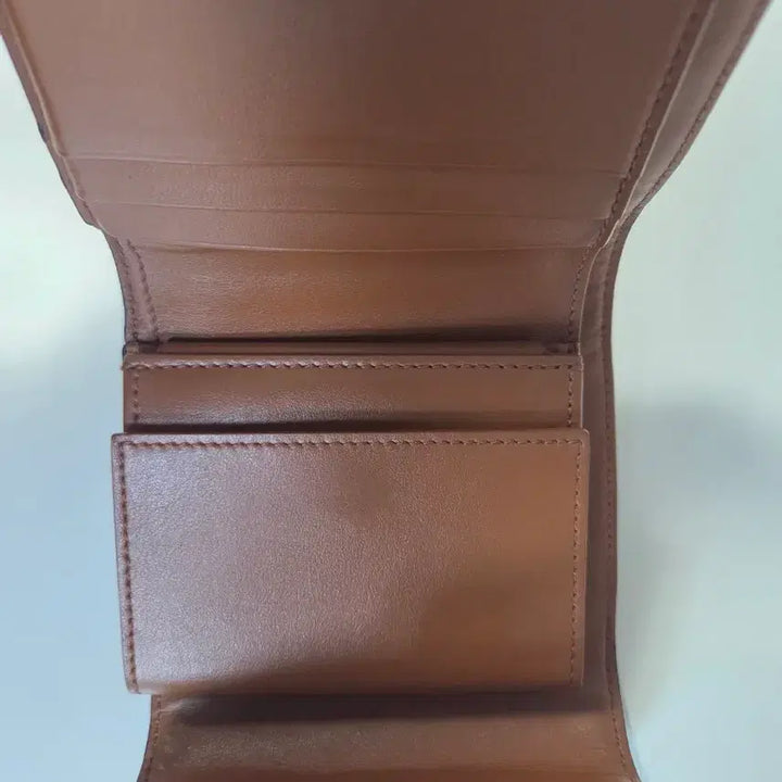 [BUNJANG] Celine Triomphe Canvas Flap Wallet Brown / 셀린느 트리옹프 캔버스 플랩 지갑 브라운 금장 / 구성O