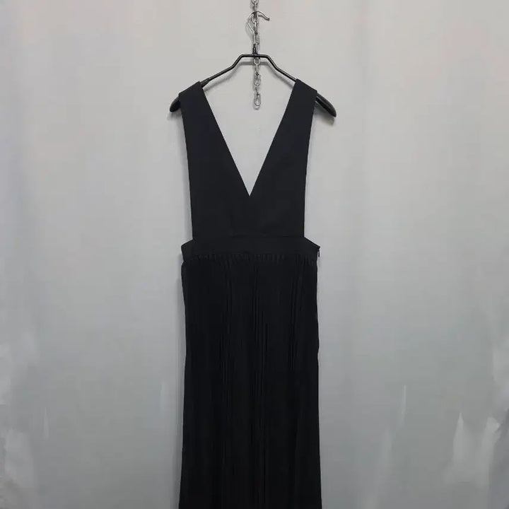 [BUNJANG] Black Pleated Long Dress / 블랙 플리츠 롱 원피스