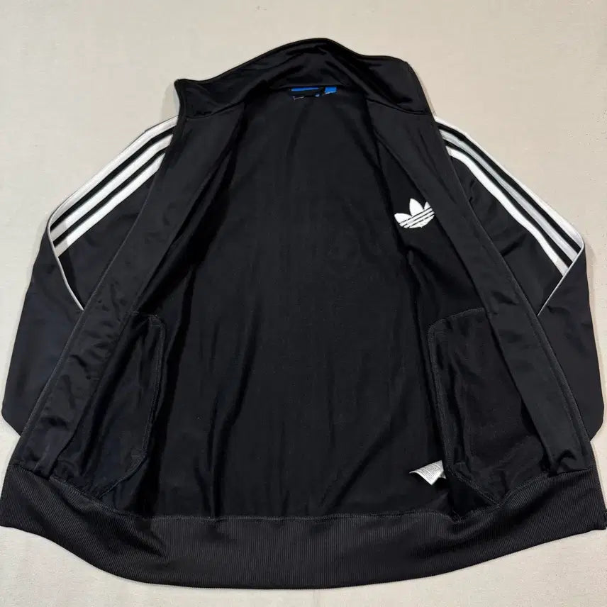 [BUNJANG] Adidas Firebird Track Top Jacket Black / 85) 아디다스 파이어버드 삼선 져지 트랙탑 집업 블랙 W26