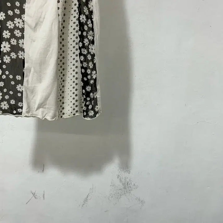 [SOLD OUT] vtg top