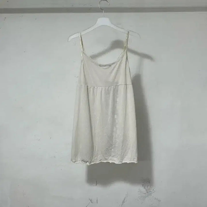 [SOLD OUT] vtg top