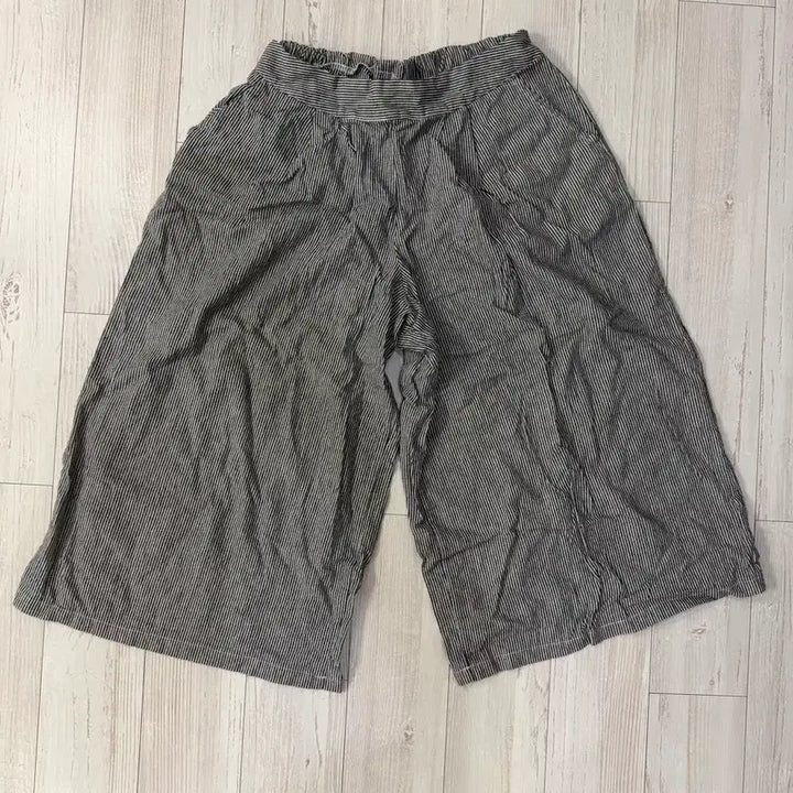 [SOLD OUT] 스트라이프7부와이드쿨팬츠 면100 8부반바지 밴딩와이드팬츠 7부여름반바지