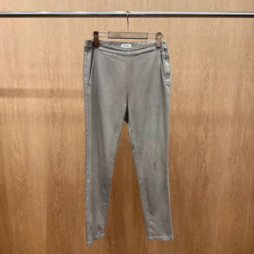 [SOLD OUT] 이세이미야케 플랜테이션 밴딩 팬츠 사이드 지퍼 포켓 디테일 그레이