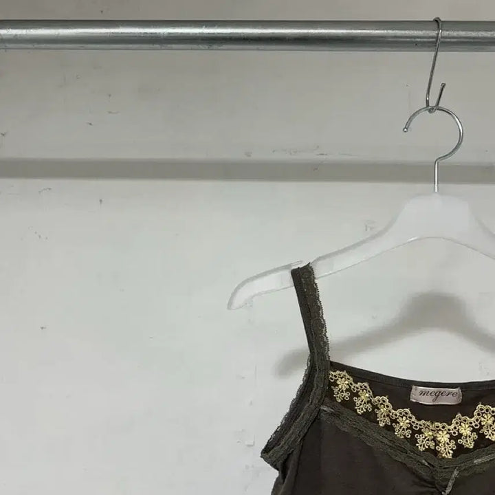 [SOLD OUT] vtg top