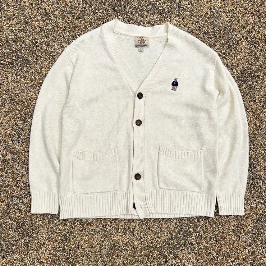 [SOLD OUT] 골든 베어(golden bear) 아이보리 가디건